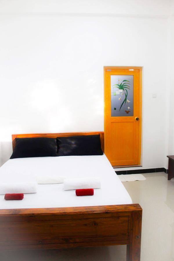 The City Tourist Hotel Anuradhapura Zewnętrze zdjęcie
