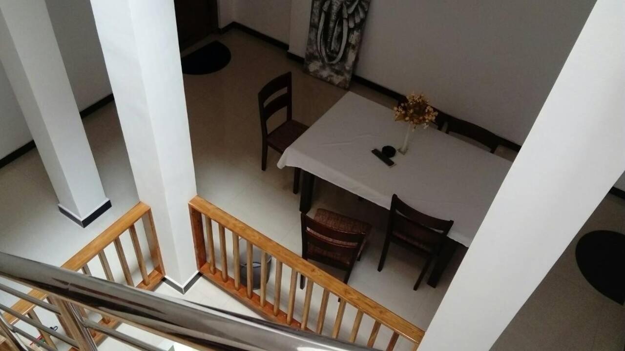 The City Tourist Hotel Anuradhapura Zewnętrze zdjęcie